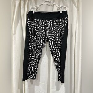 Lularoe Jade 2x Compression Capris